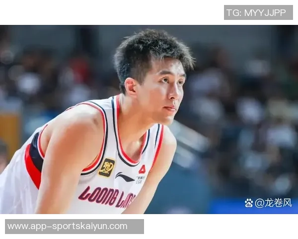 郭艾伦虽不再年轻速度减缓但技艺依旧油箱仍有余力