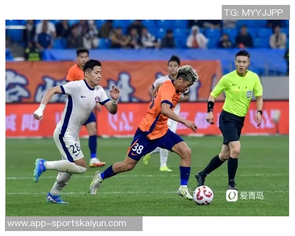 青岛海牛瞄准自由身罗马尼亚球员亚历山德鲁巴卢察加强阵容